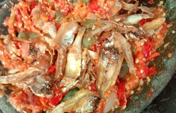 Resep Sambal Pecak Terong Ikan Asin Rasanya Maknyus