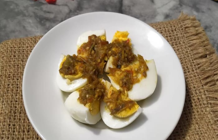 Resep Sambalado Telur Khas Minang Versi Lombok Hijau Rasanya Maknyus