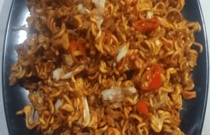 Resep Mie Kriuk Pedas Makyussss Paling Mudah dan Enak
