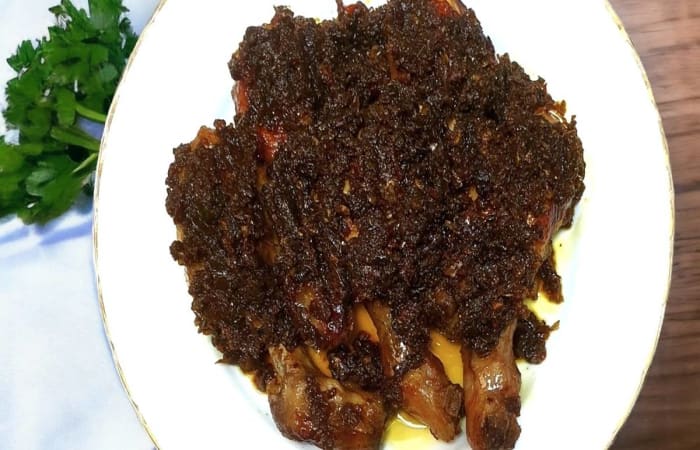 Resep Ayam Bumbu Hitam Madura  Mudah dan Praktis Dihidangkan