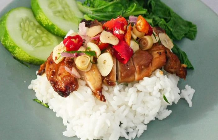 Resep Hongkong Style Chicken Sambal Matah Mudah dan Praktis Dihidangkan