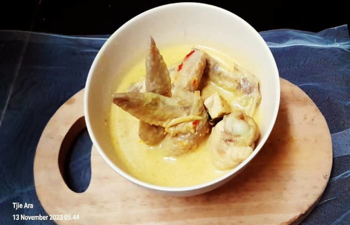 Resep Opor Ayam Favorit Bunda