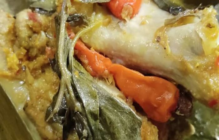 Resep Pepes Ayam Kemangi Bumbu Kuning Cabe Orange Mudah dan Praktis Dihidangkan