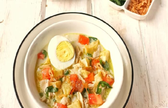Resep Soto Ayam Betawi Mudah dan Praktis Dihidangkan