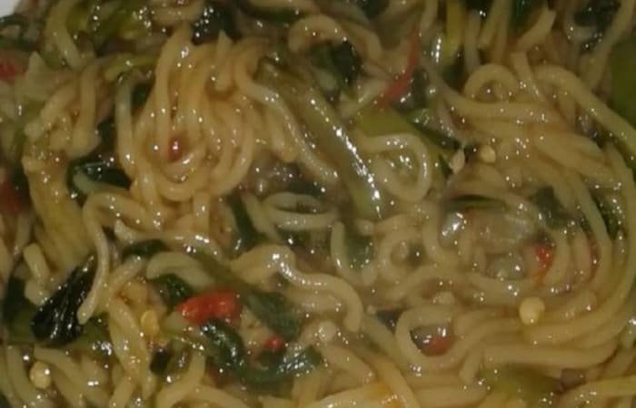 Resep Mie Kangkung Nyemek Dengan Bahan Sederhana