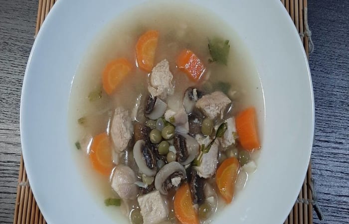 Resep Sup Ayam Kacang Polong Paling Mudah dan Enak