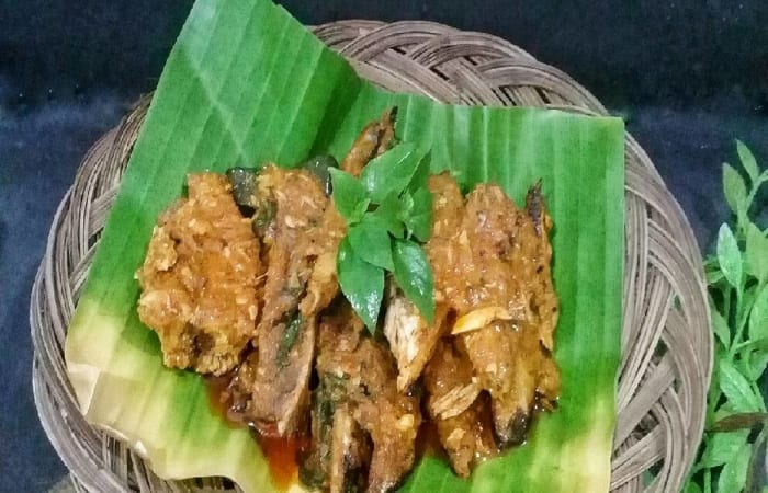Resep Pesmol Ikan Tuna Kemangi Mudah dan Praktis Dihidangkan