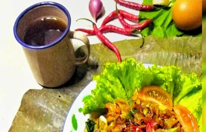Resep Mie Aceh Ebi Sederhana (dengan Mie Sledri Bayam Homemade) Paling Praktis dan Simple
