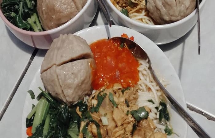 Resep 7 Mie Ayam Special Mudah dan Praktis Dihidangkan