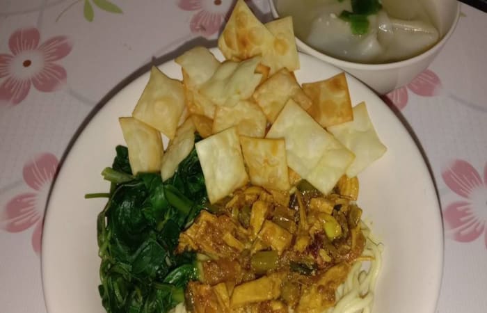 Resep Mie Ayam Pangsit Gerobakan Dijamin Nikmat dan Mudah