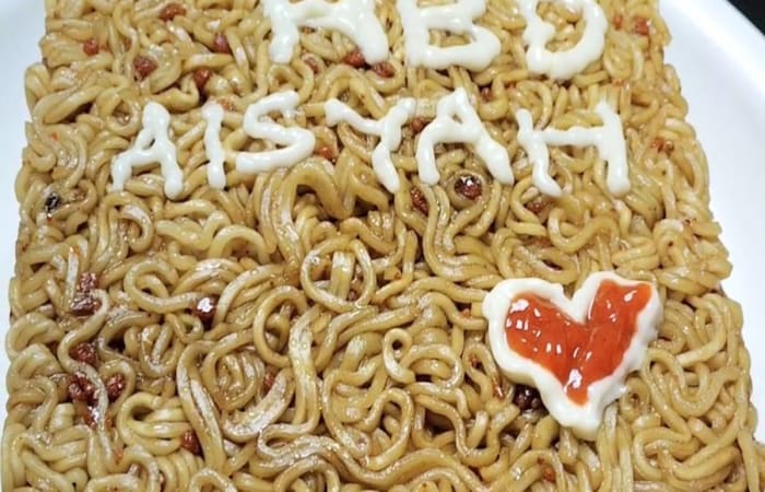 Resep 89 Mie Goreng Ulang Tahun (birthday Noodle Cake) Favorit Bunda