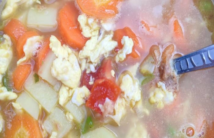 Resep Sup Telur Wortel Kentang Bumbu Mie Instan Paling Praktis dan Simple