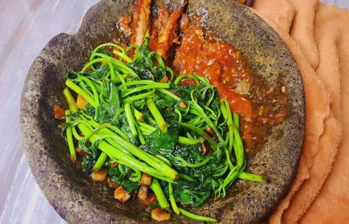 Resep Sambal Ikan Asap Tumis Daun Ketela Rasanya Maknyus