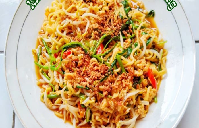 Resep Mie Nyemek (versi Kuah) Sayur Kangkung Dengan Bahan Sederhana