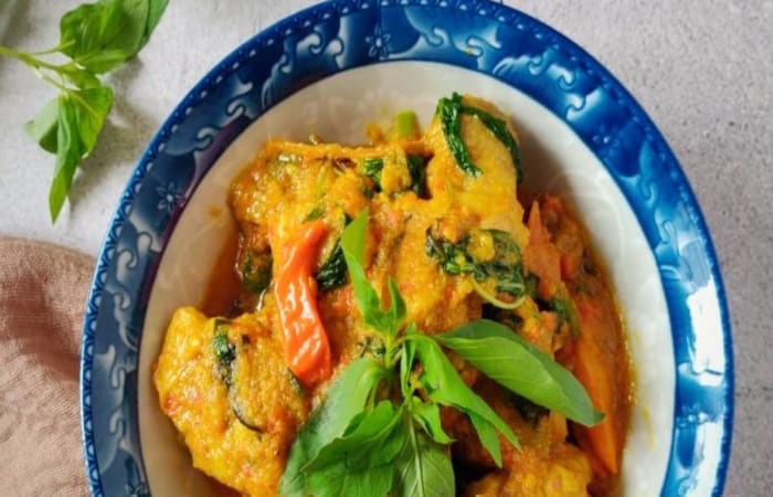 Resep (043) Ayam Woku Kemangi Khas Manado Paling Praktis dan Simple