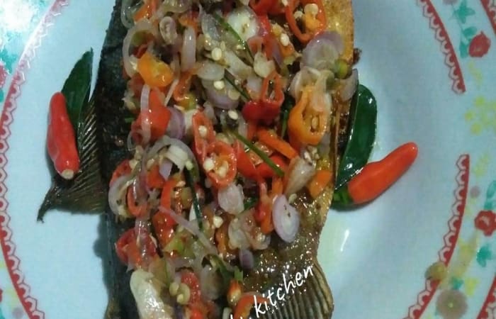 Resep Bawal Goreng Sambal Matah Dijamin Nikmat dan Mudah