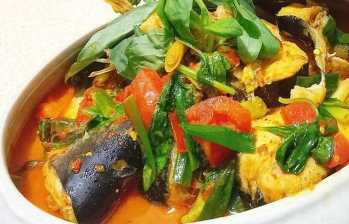 Resep Ikan Patin Kemangi Bumbu Pedas Paling Mudah dan Enak
