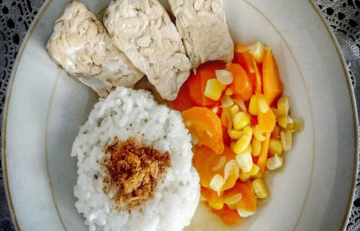 Resep 885 Sop Jagung Wortel Mudah dan Praktis Dihidangkan