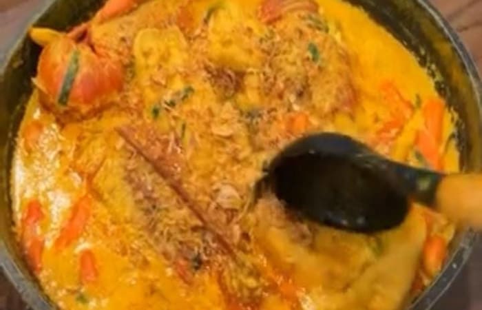 Resep Kare Lobster Raksasa Paling Praktis dan Simple