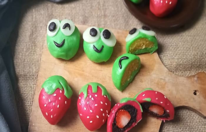 Resep Snow Skin Mooncake Karakter Isi Pasta Jagung (tanpa Cetakan) Mudah dan Praktis Dihidangkan