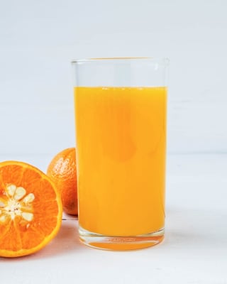 Consommation de jus de fruits : bonne ou mauvaise idée ?