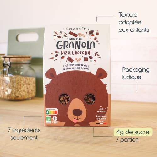 Paquet de granola bio maison pour le petit-déjeuner à l'avoine avec apports nutritionnels et quantité de sucre