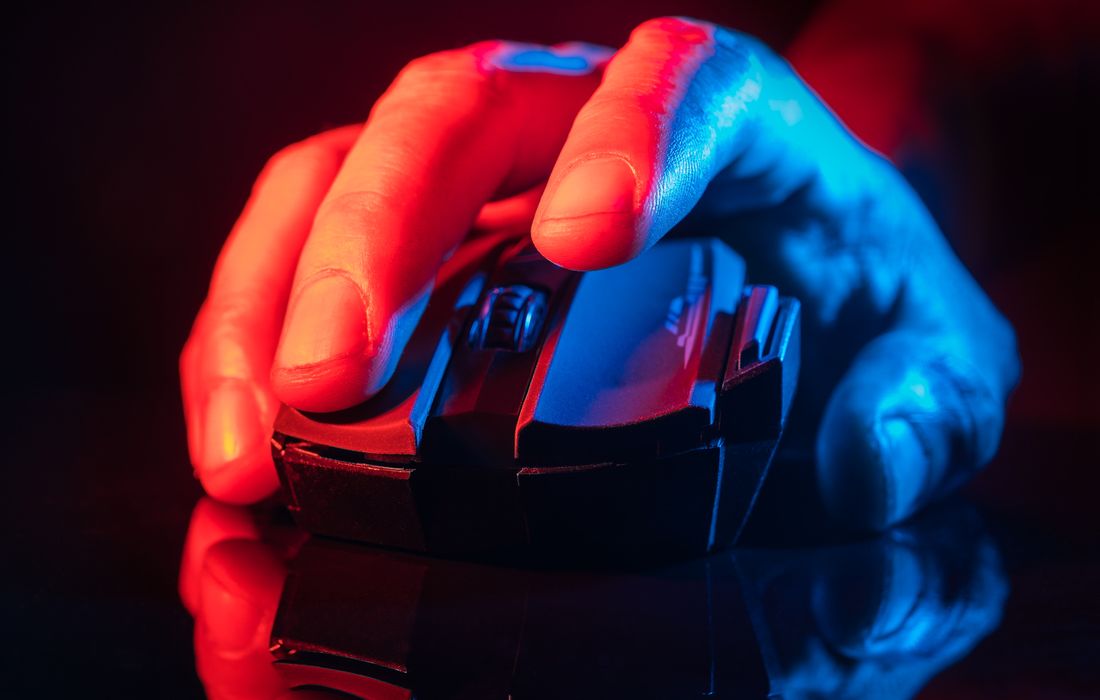 gaming mouse