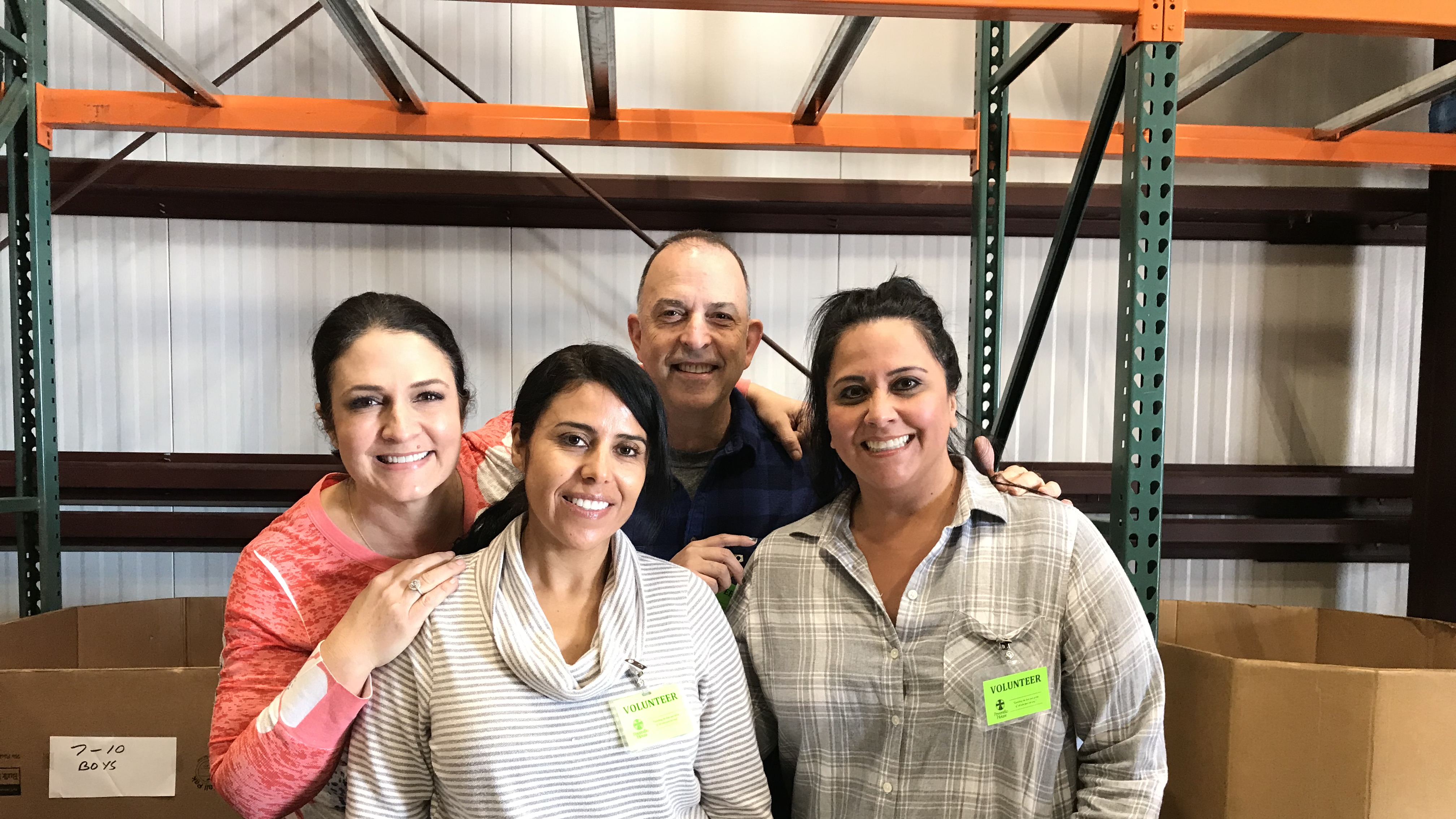 COMMUNITY/community giving tree 2018 4