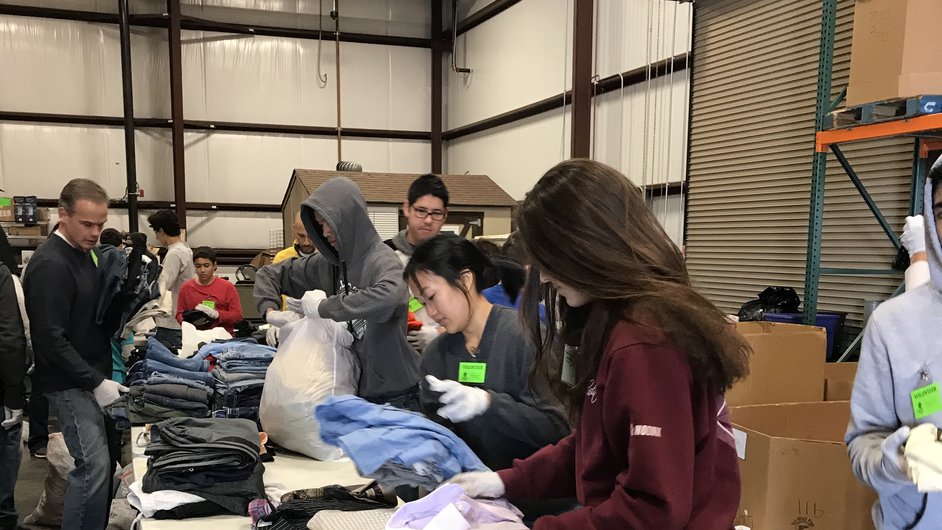 COMMUNITY/community giving tree 2018 9