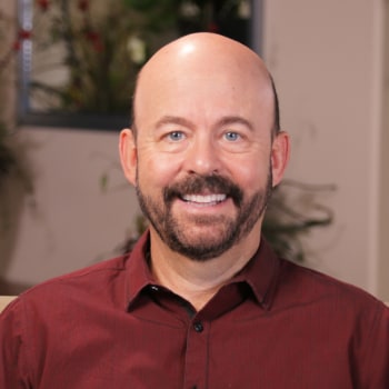 Dr. Jazen refers his patients to Fresno Oral Maxillofacial Surgery & Dental Implant Center