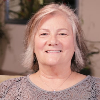 Shirley had a tooth extracted in Fresno, CA.
