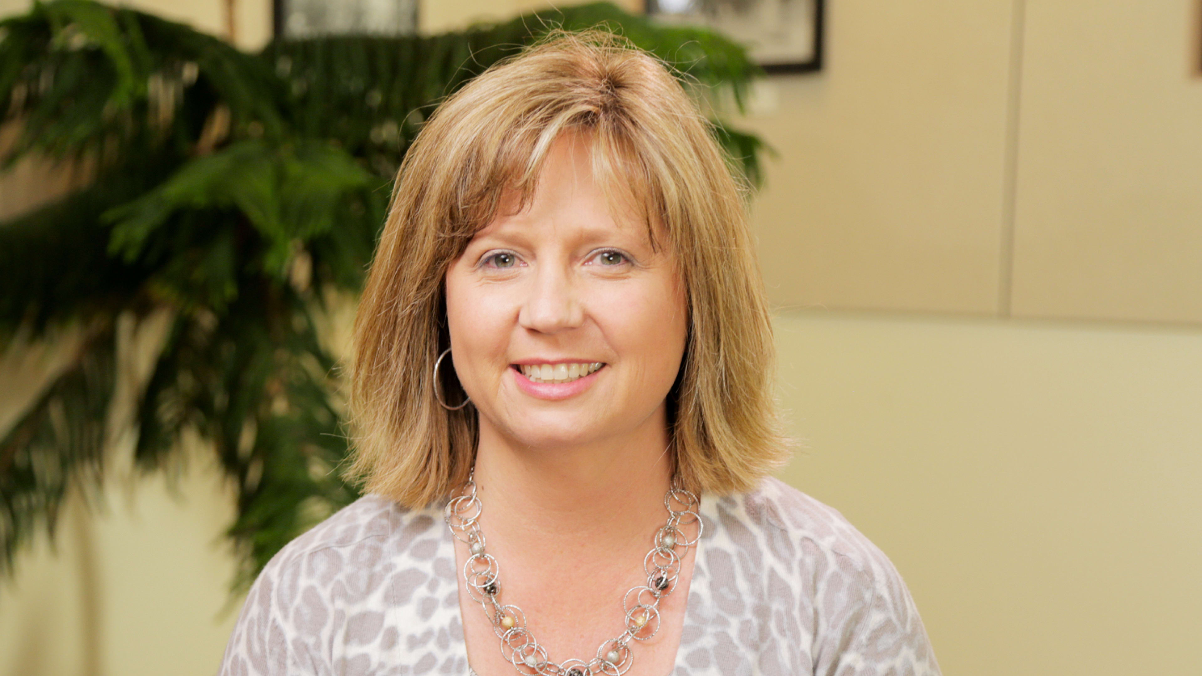 Cathie is from Happy Valley, OR, and she had dental implants