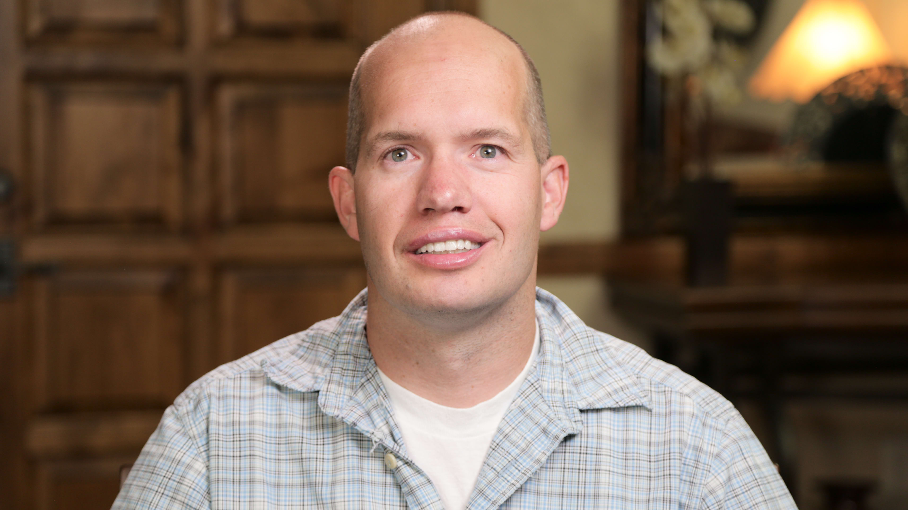 Jaran underwent a full arch restoration at Utah Surgical Arts in Payson, UT