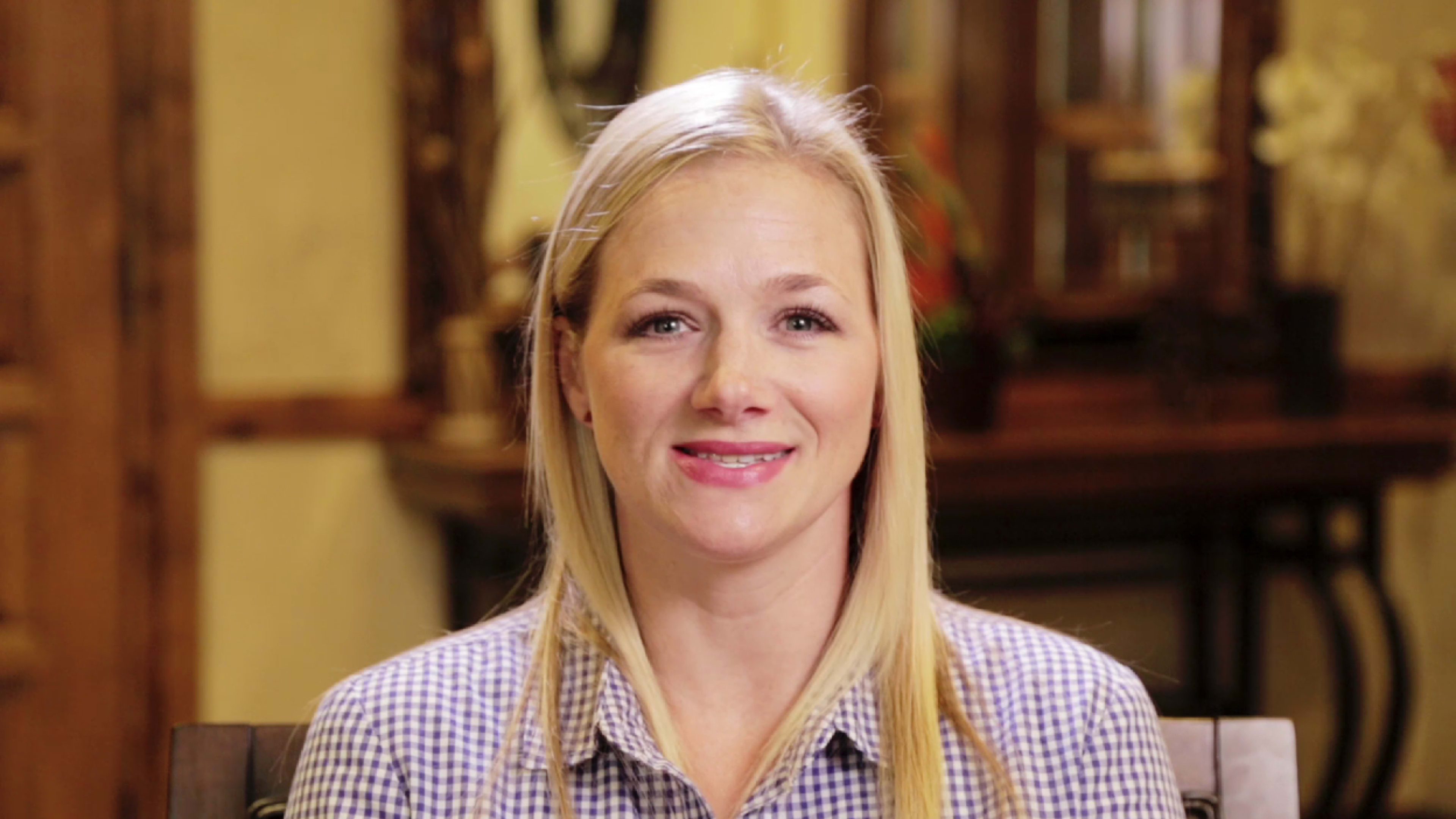 Stephanie got her dental implant at Utah Surgical Arts in South Jordan, UT