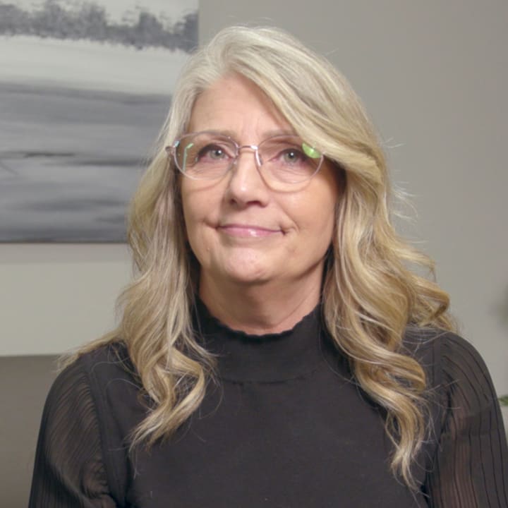 Sherrie DI facewall
