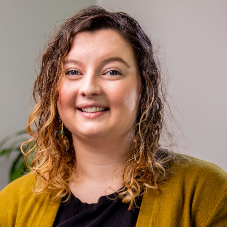 Claudia had her wisdom teeth removed