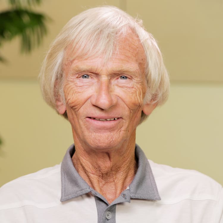 Rick had full arch restoration in Vancouver, WA