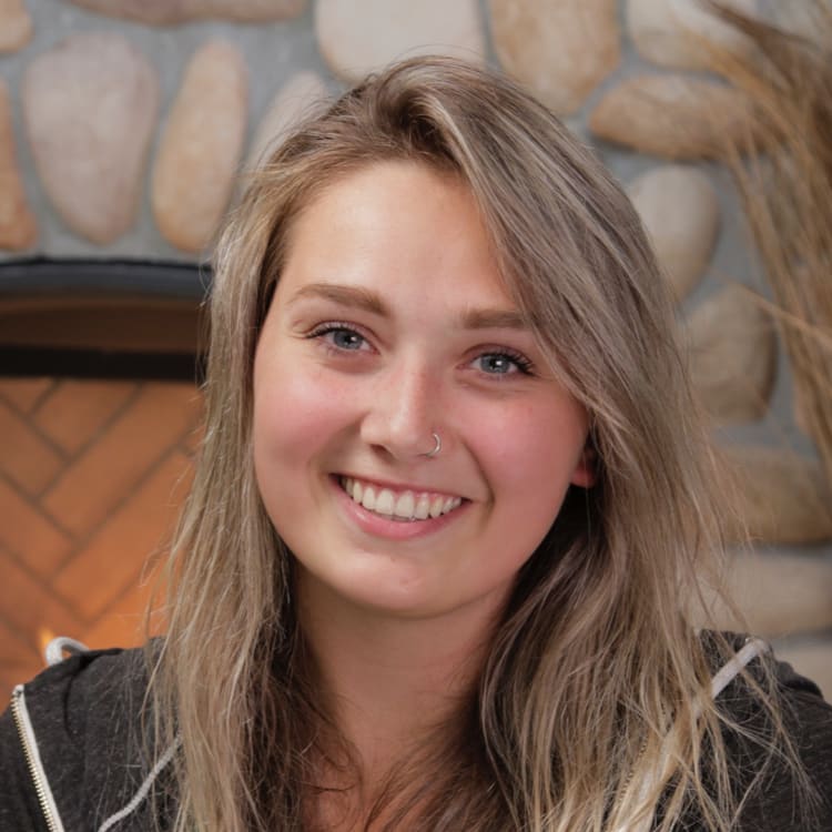 Sierra got her wisdom teeth removed in Gresham, OR