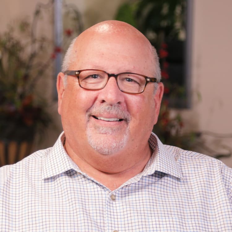 Dr. Karahadian refers his patients to Fresno Oral Maxillofacial Surgery & Dental Implant Center