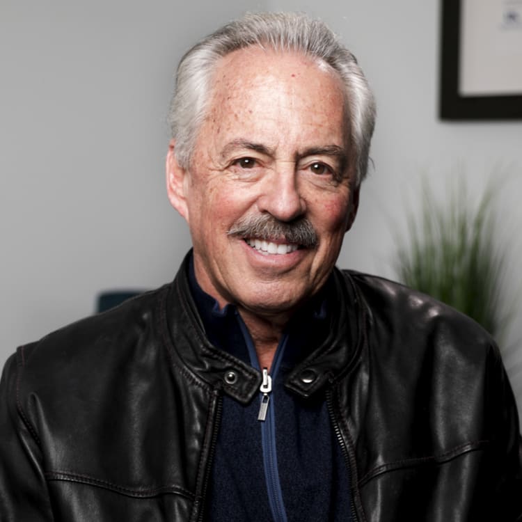 Testimonial carousel dr. Baral sd