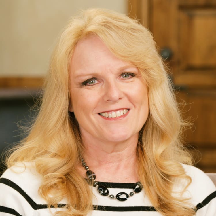 Lynette got a dental implant at Utah Surgical Arts in Payson, UT