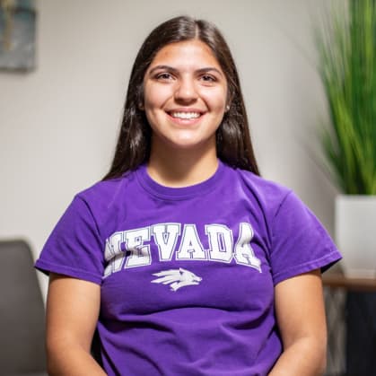 Emilia had her wisdom teeth removed in Sparks, Nevada