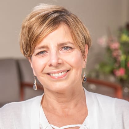 Julie had a bone graft and a dental implant placed in Middlesex, NJ