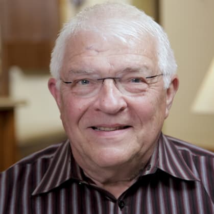 Dr. Dubois refers his patients to Pacific Northwest Oral & Maxillofacial Surgeons