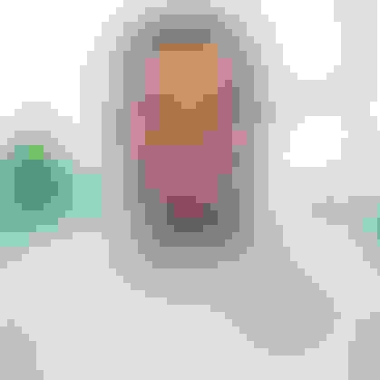 Dental Implant Manny  facewall