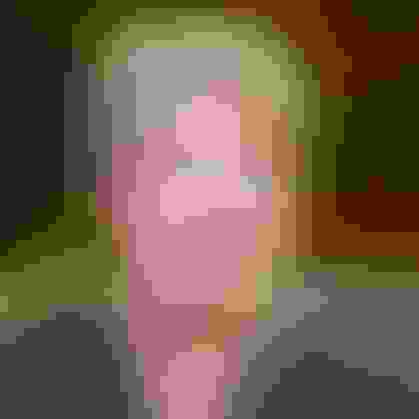 Mona dental implants  facewall