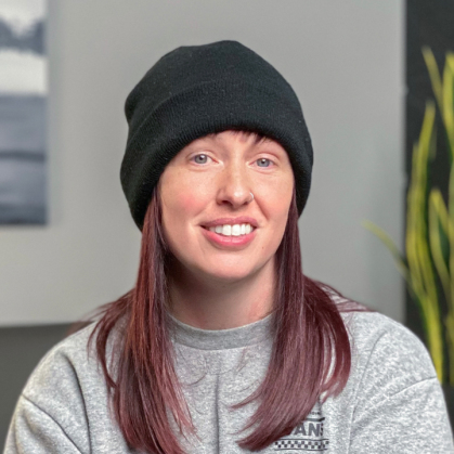 Jessie EXT DI facewall