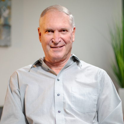 Robert underwent a dental implant placement in Reno, Nevada