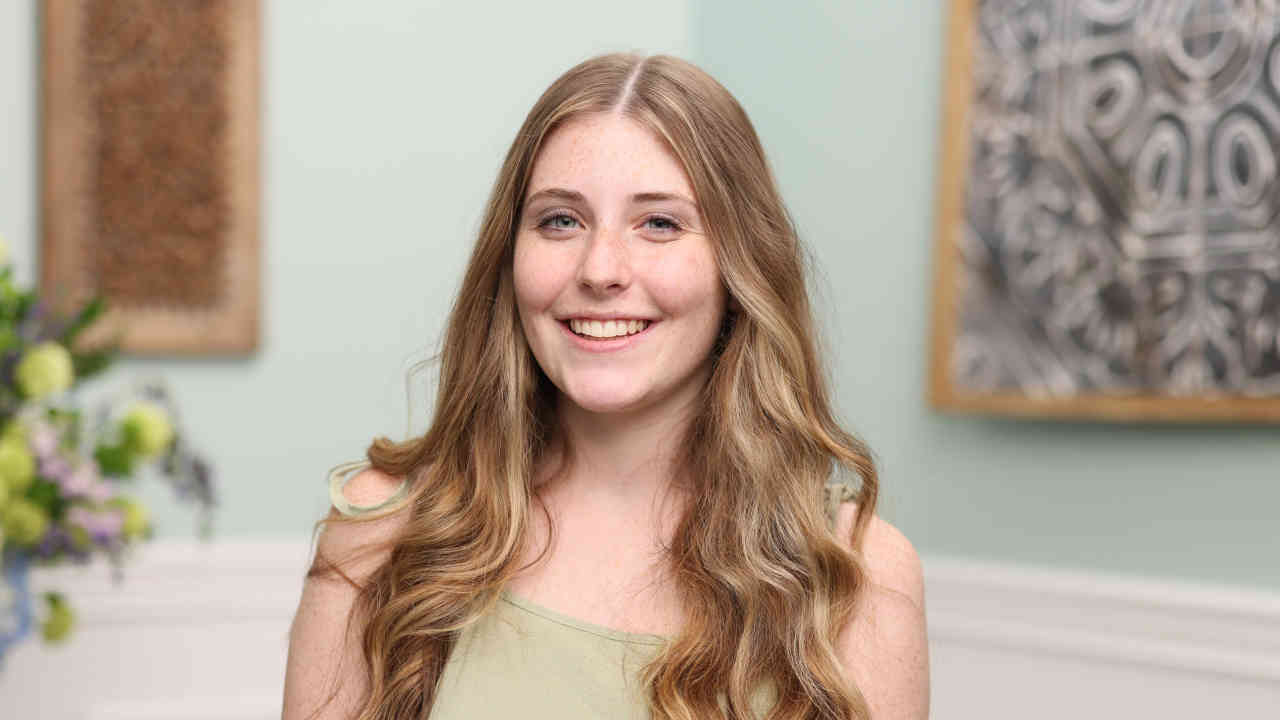 portrait image of emma after wisdom teeth removal