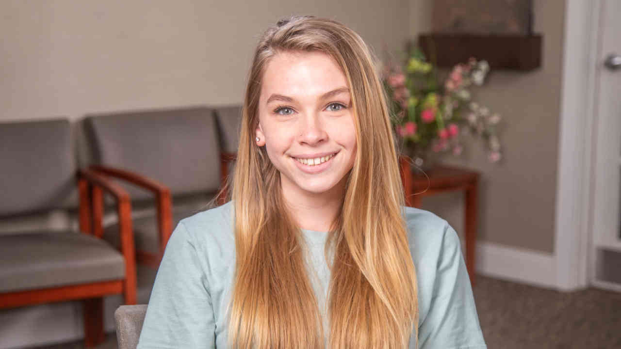 portrait image of cassandra after wisdom teeth removal
